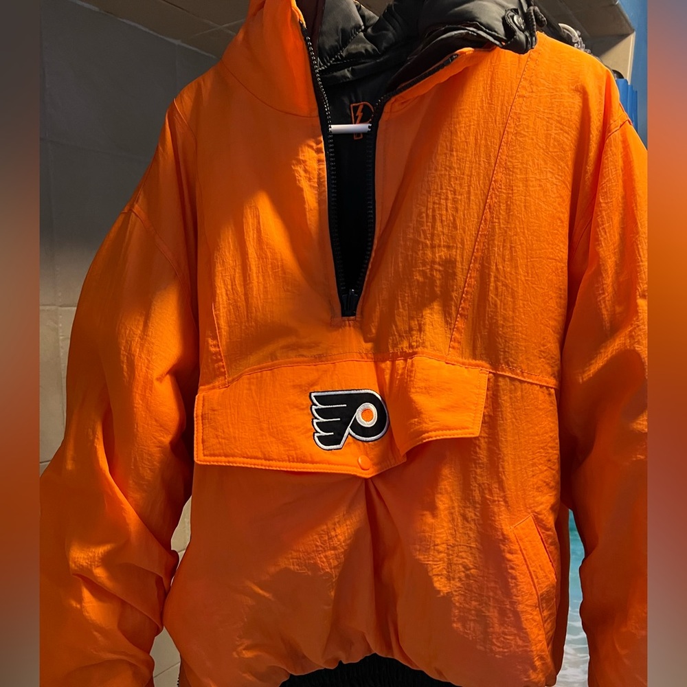 Philadelphia Flyers reversable jacket